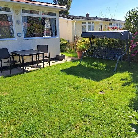 Beach & Tonic Beachside Chalet Humberston Exteriér fotografie