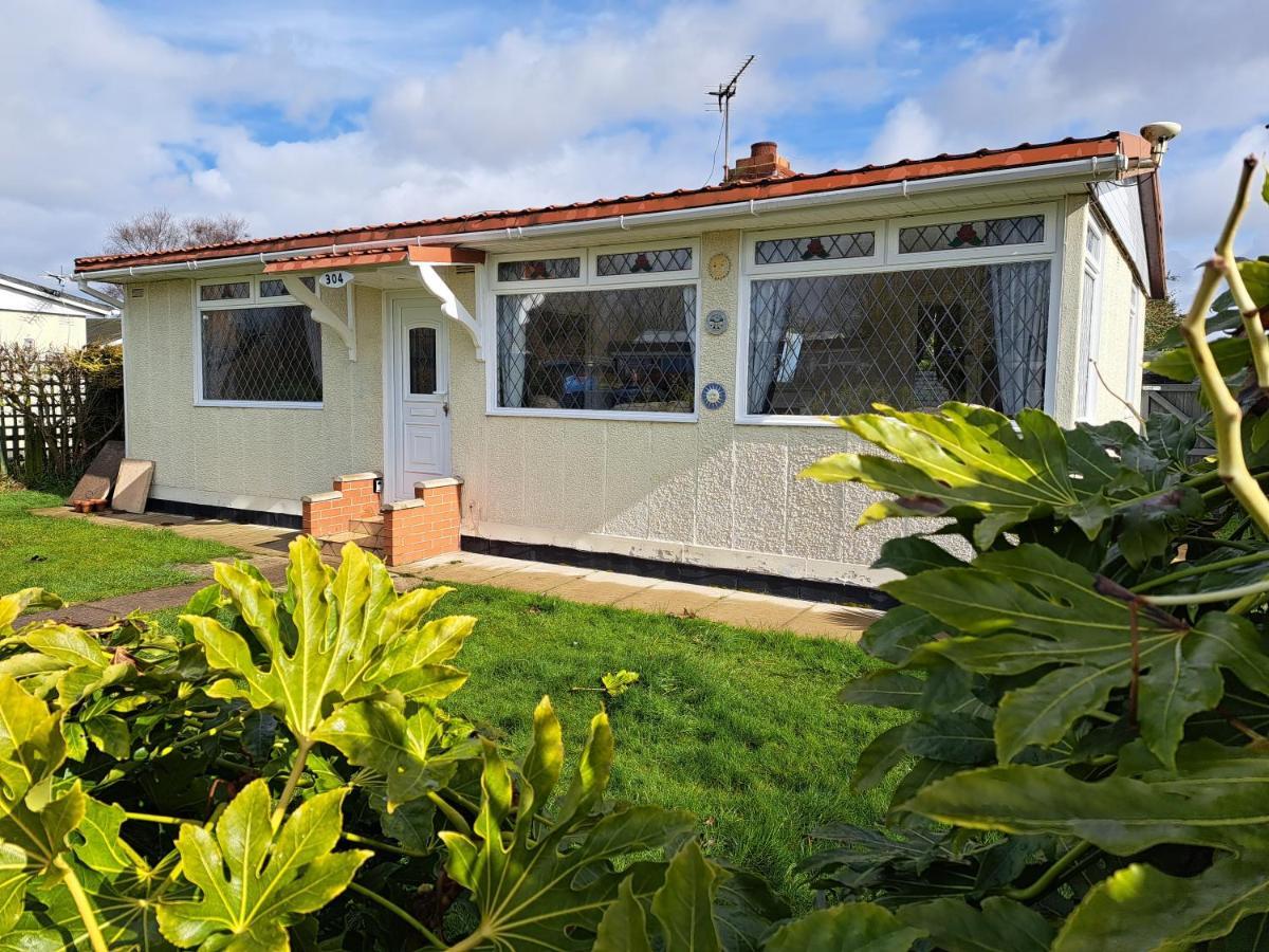 Beach & Tonic Beachside Chalet Humberston Exteriér fotografie